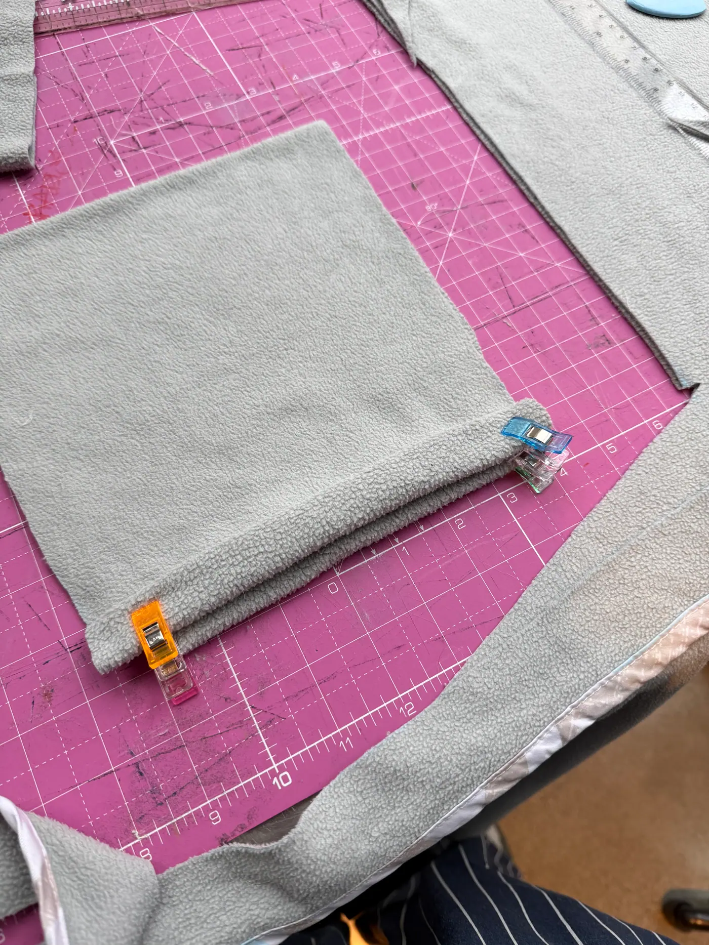Chalk bag muslin process step